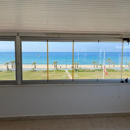 Denize Sifir Ev Hotell Kusadası